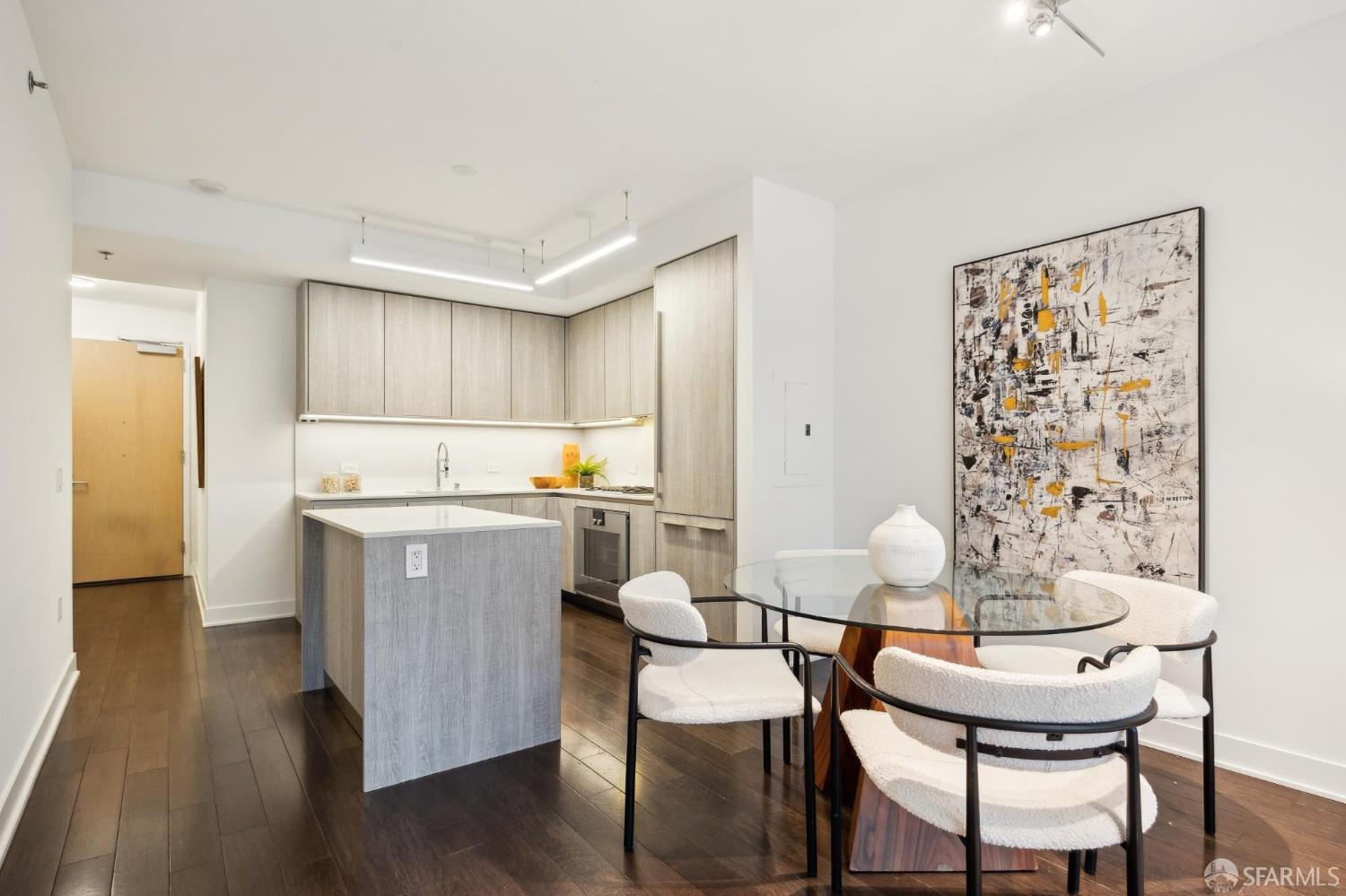 318 Main Street # 7I