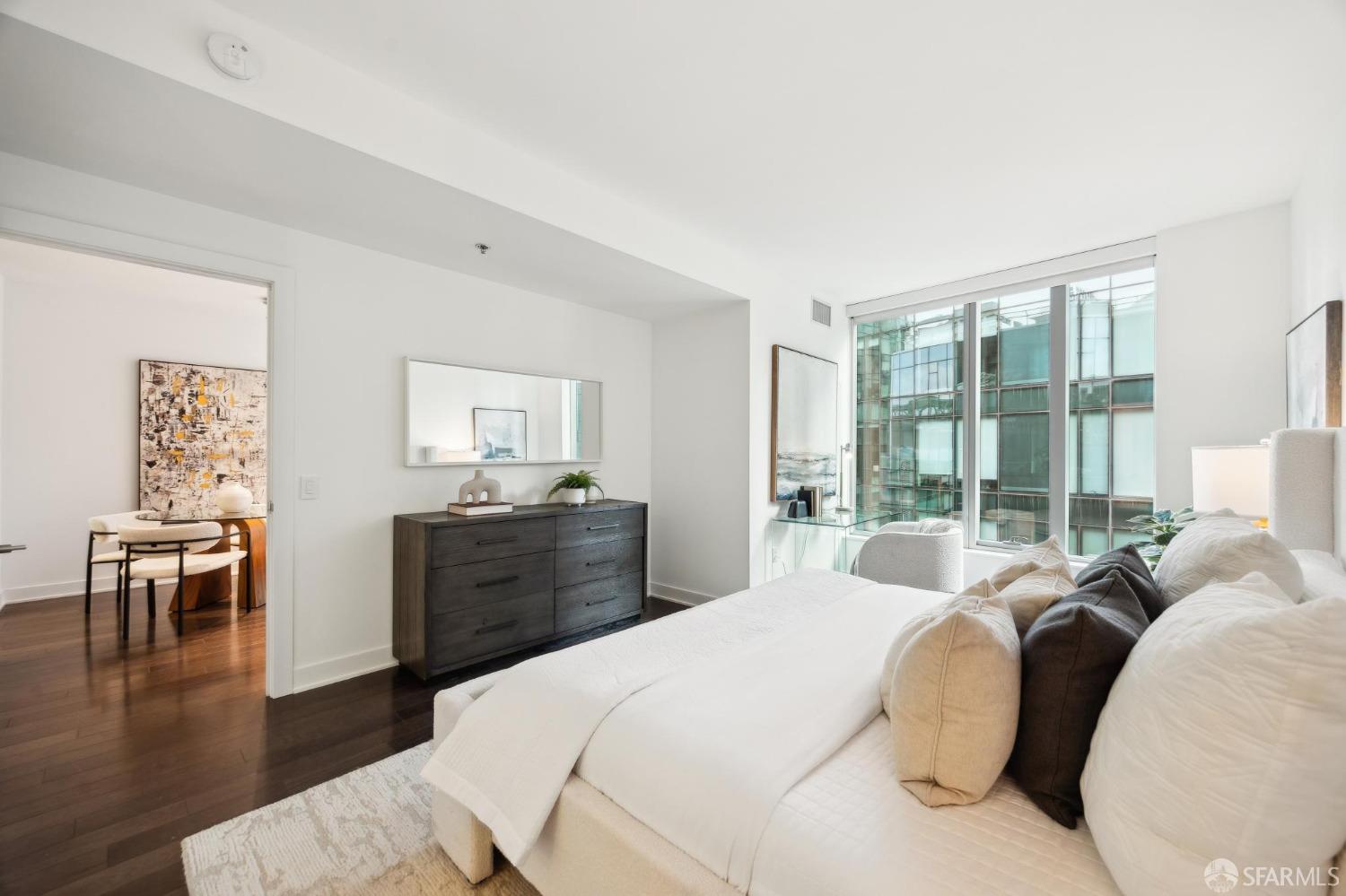 318 Main Street # 7I