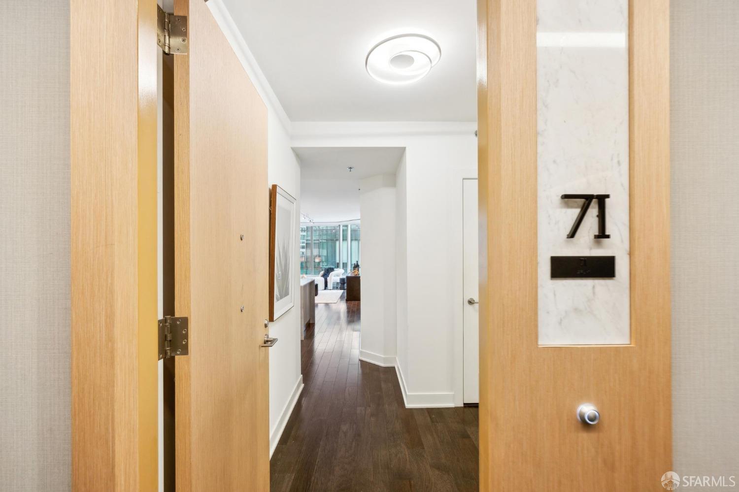 318 Main Street # 7I