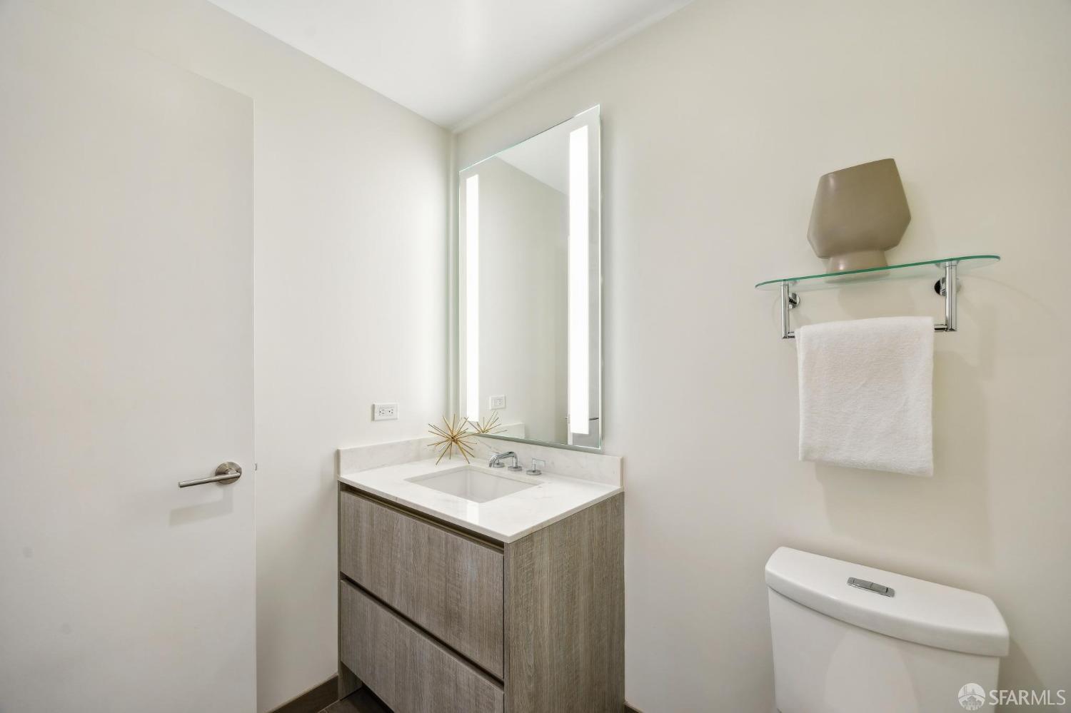 318 Main Street # 7I
