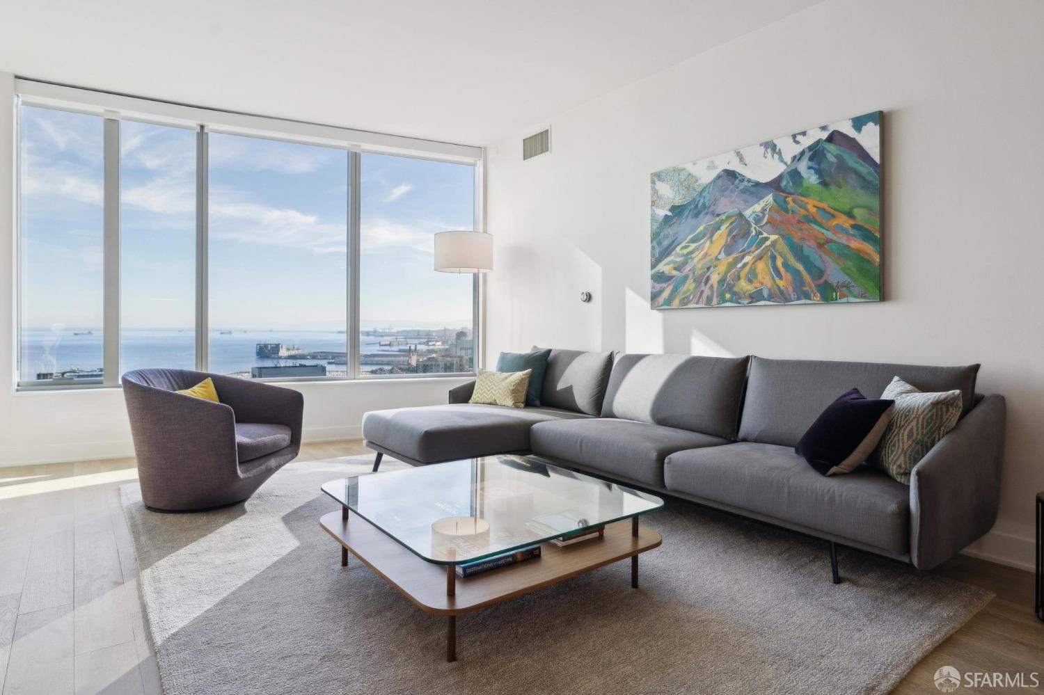 201 Folsom Street # 33D