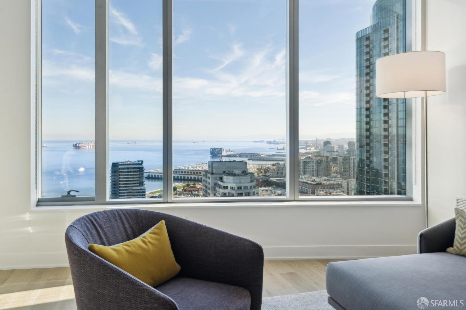 201 Folsom Street # 33D