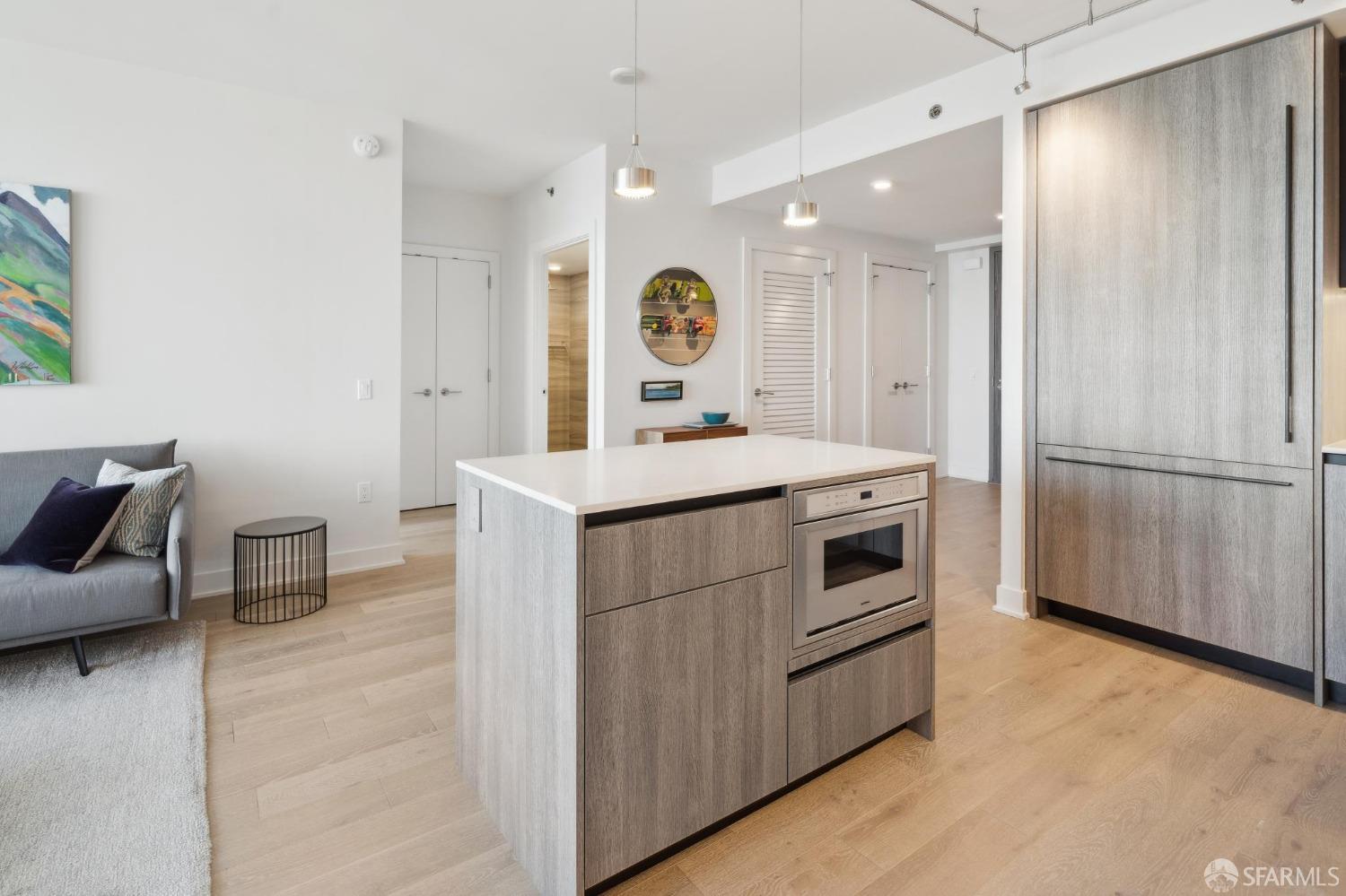 201 Folsom Street # 33D