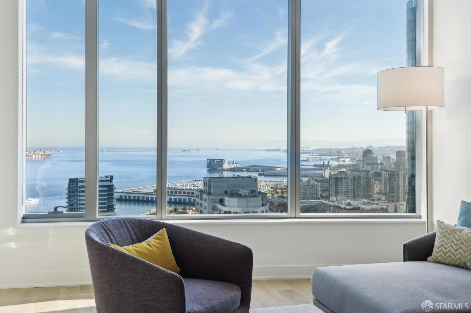201 Folsom Street # 33D