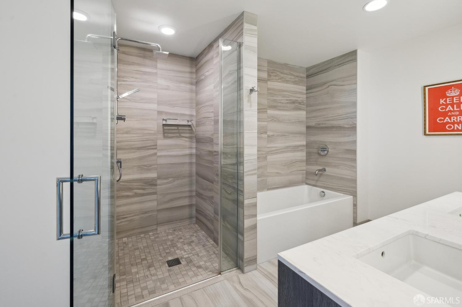 201 Folsom Street # 33D