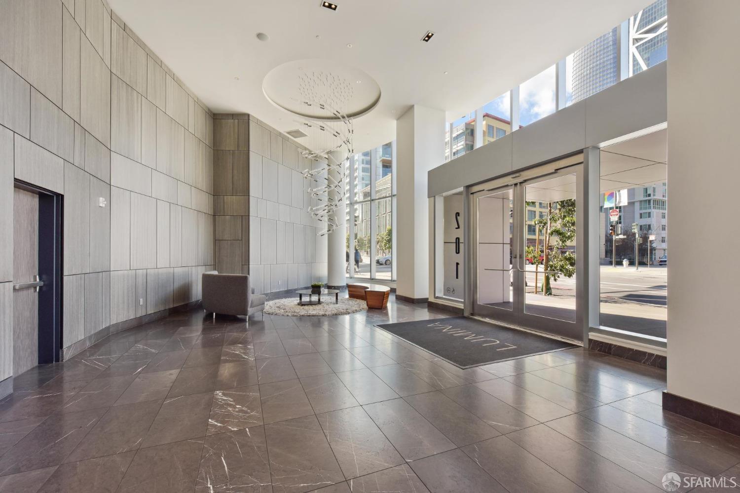 201 Folsom Street # 33D