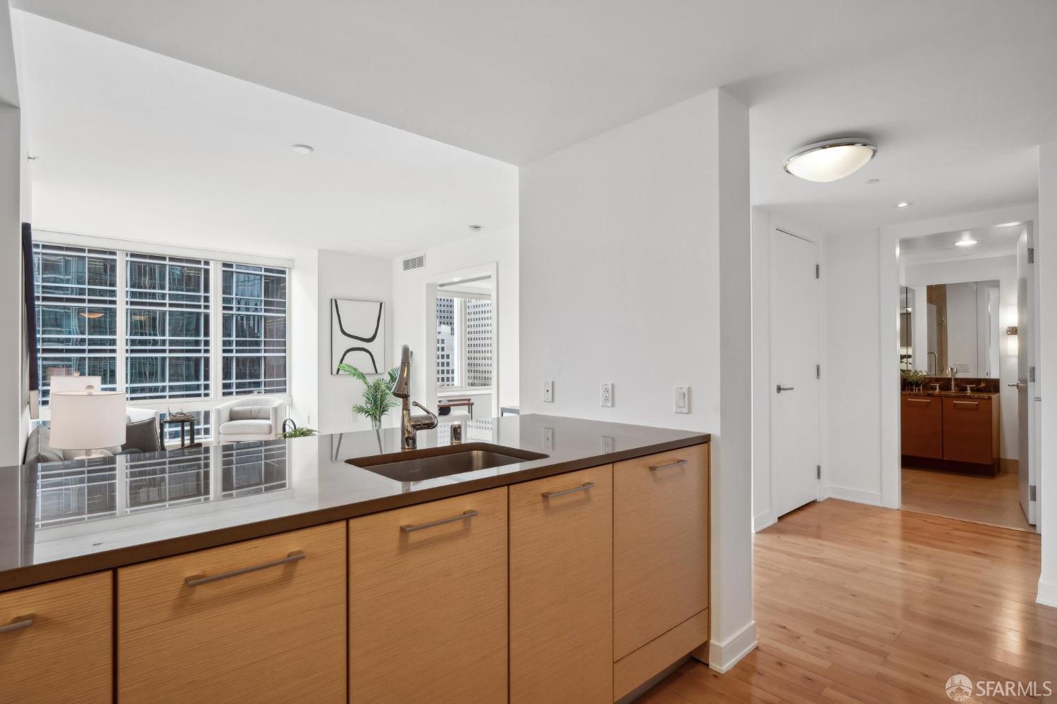 301 Mission Street # 17H