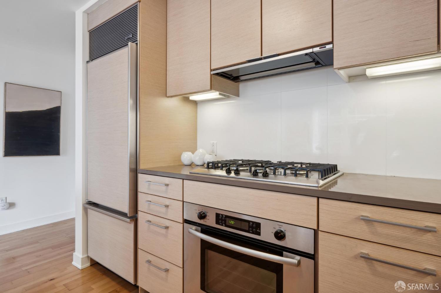 301 Mission Street # 17H