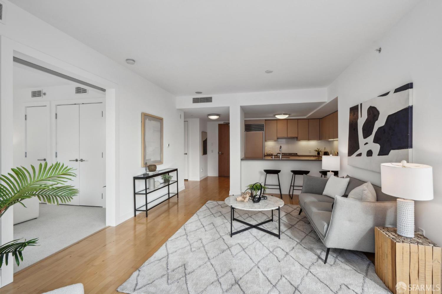 301 Mission Street # 17H