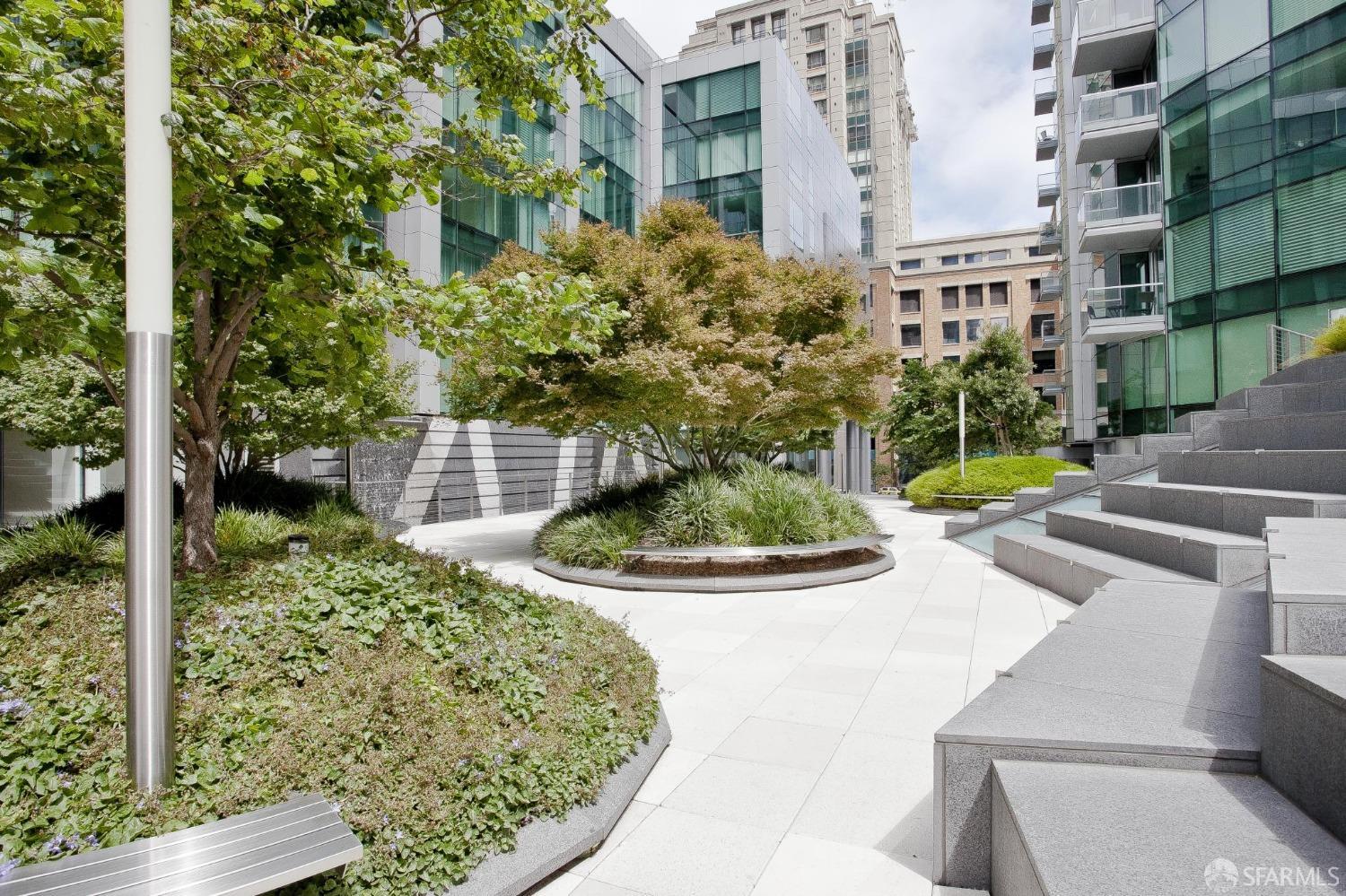 338 Spear Street # 26A