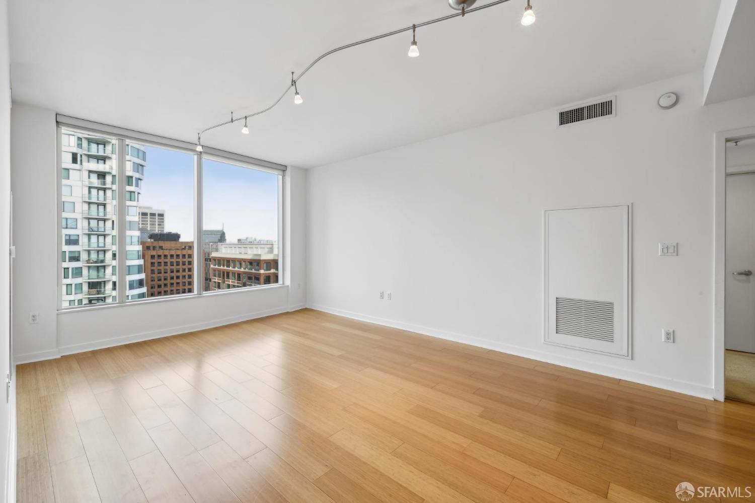 338 Spear Street # 26A