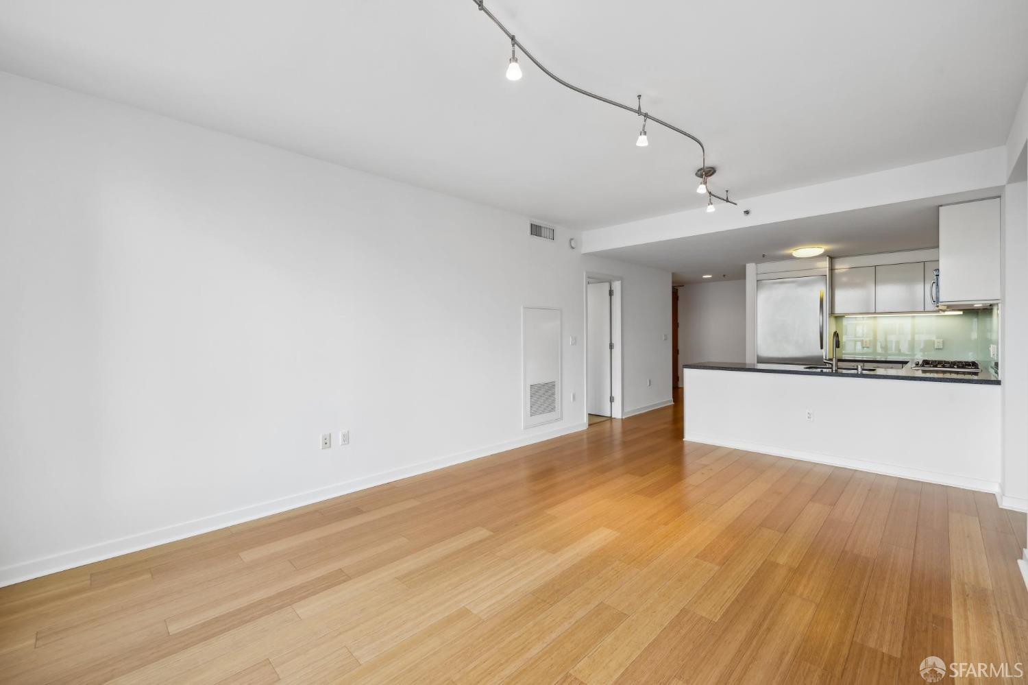 338 Spear Street # 26A