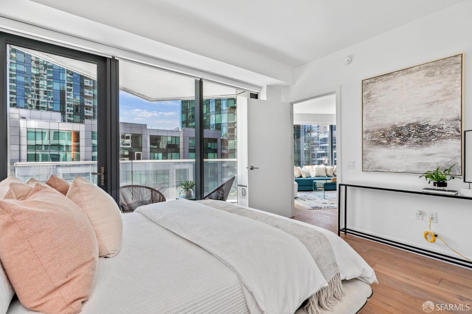 280 Spear Street # 8B