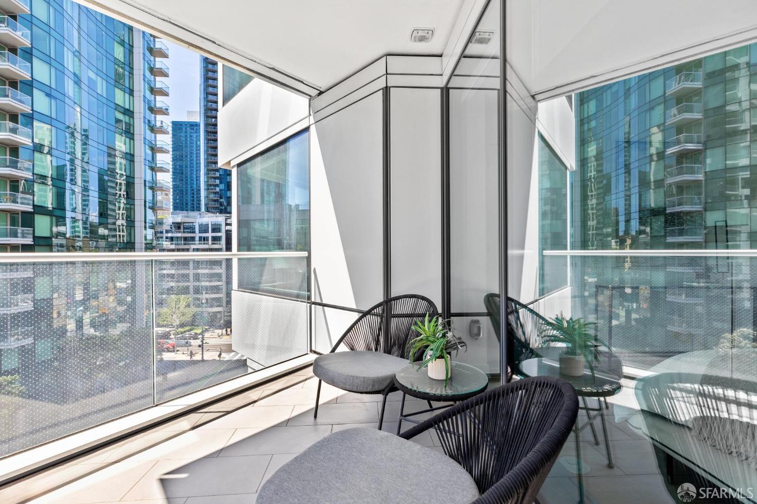 280 Spear Street # 8B