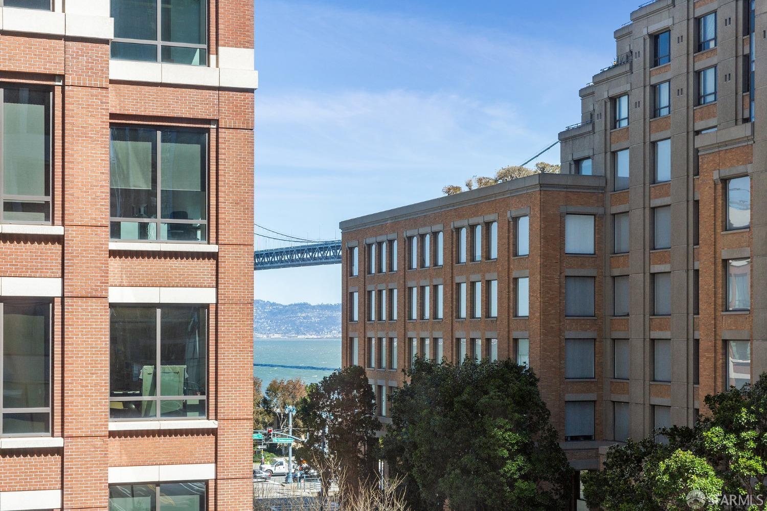280 Spear Street # 8B