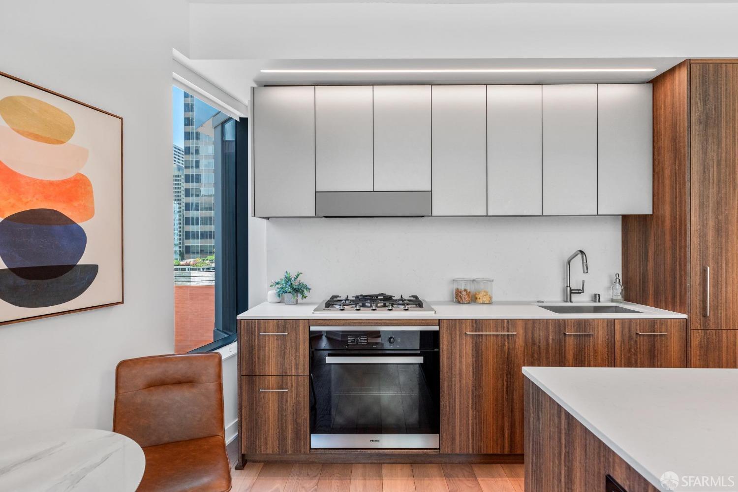 280 Spear Street # 8B