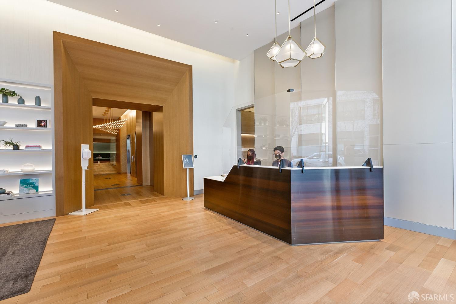280 Spear Street # 8B