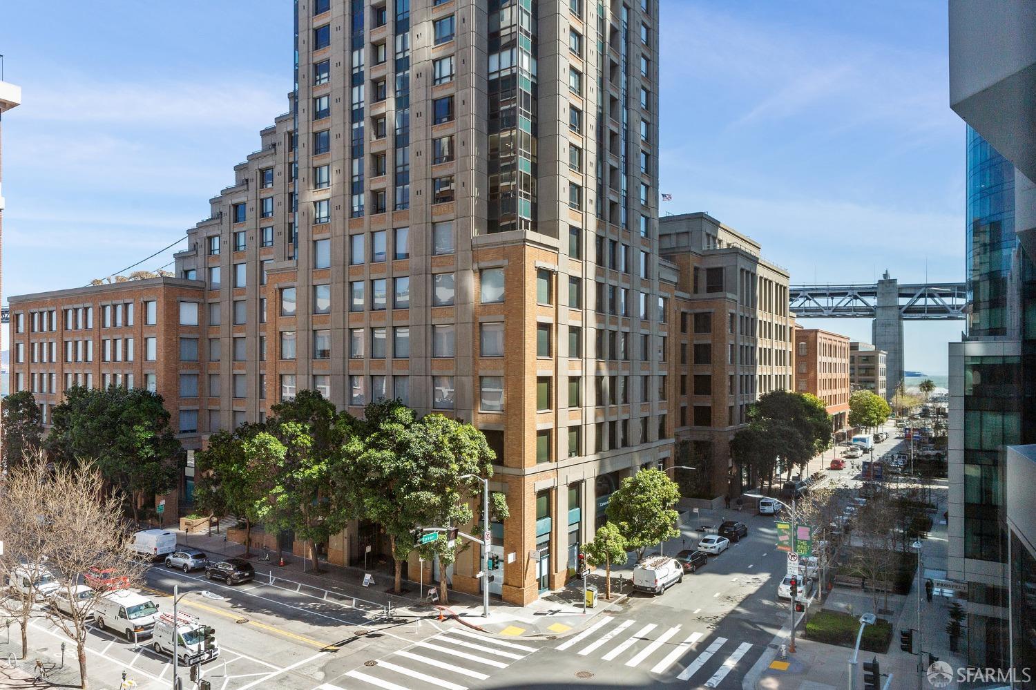 280 Spear Street # 8B