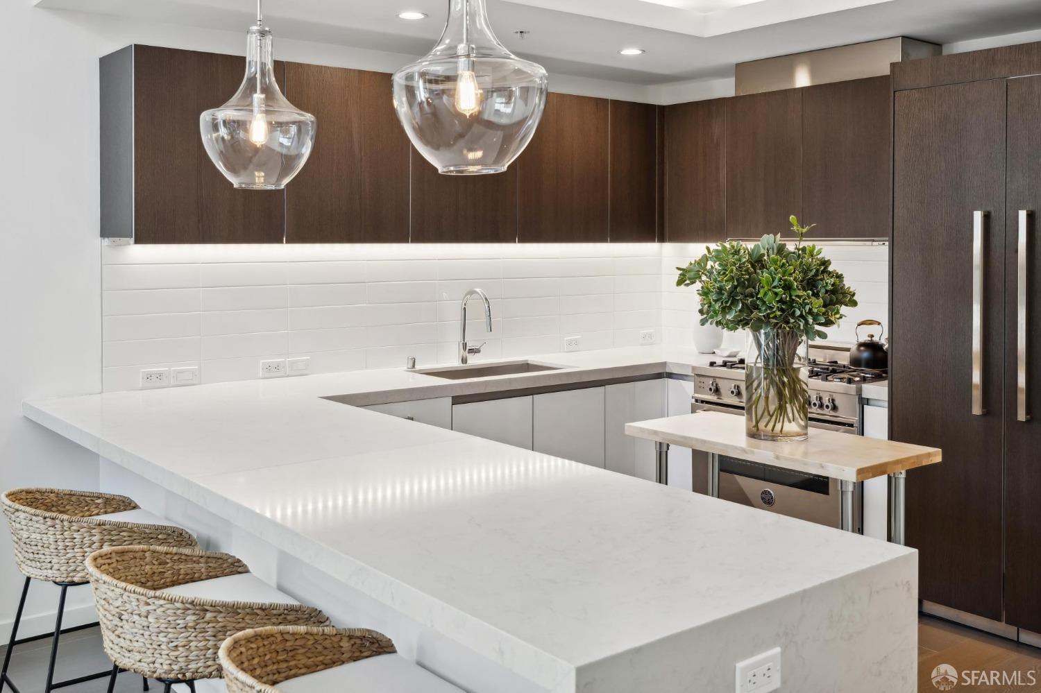 1501 Filbert Street Unit: TH1A