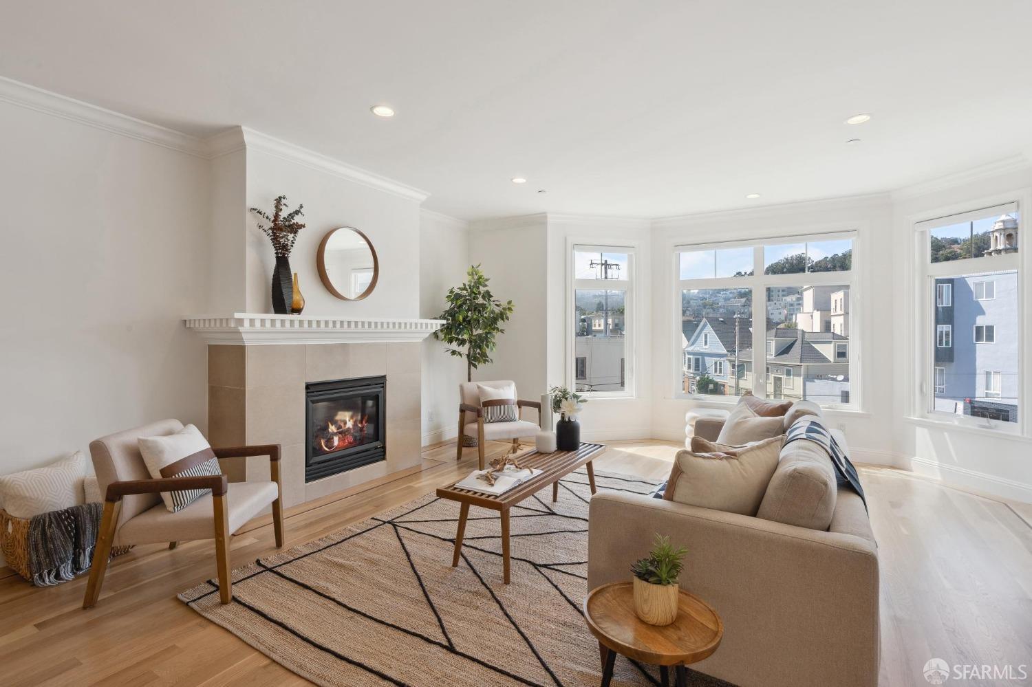 4005 Mission Street # 2