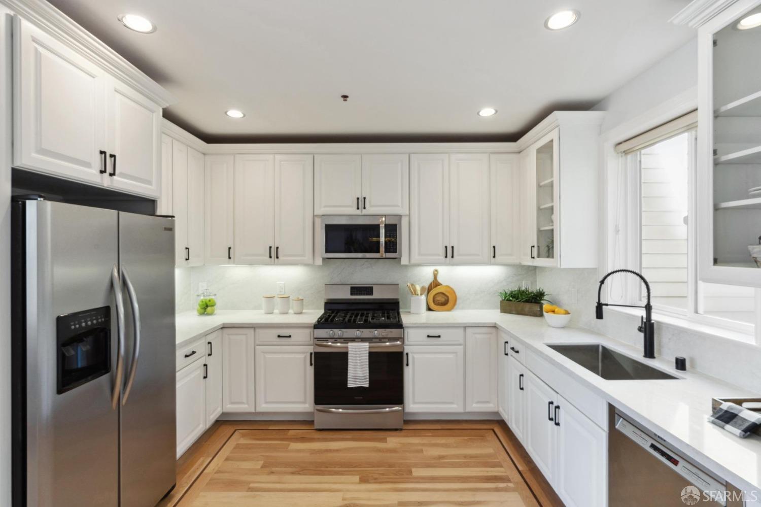 4005 Mission Street # 2