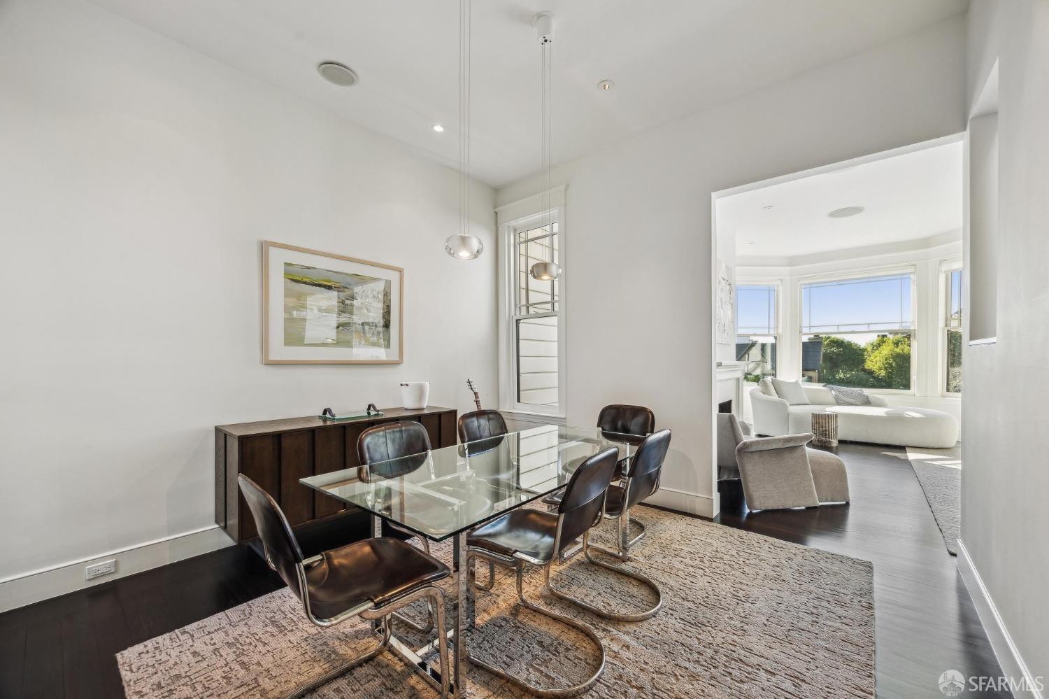 218 Presidio Avenue