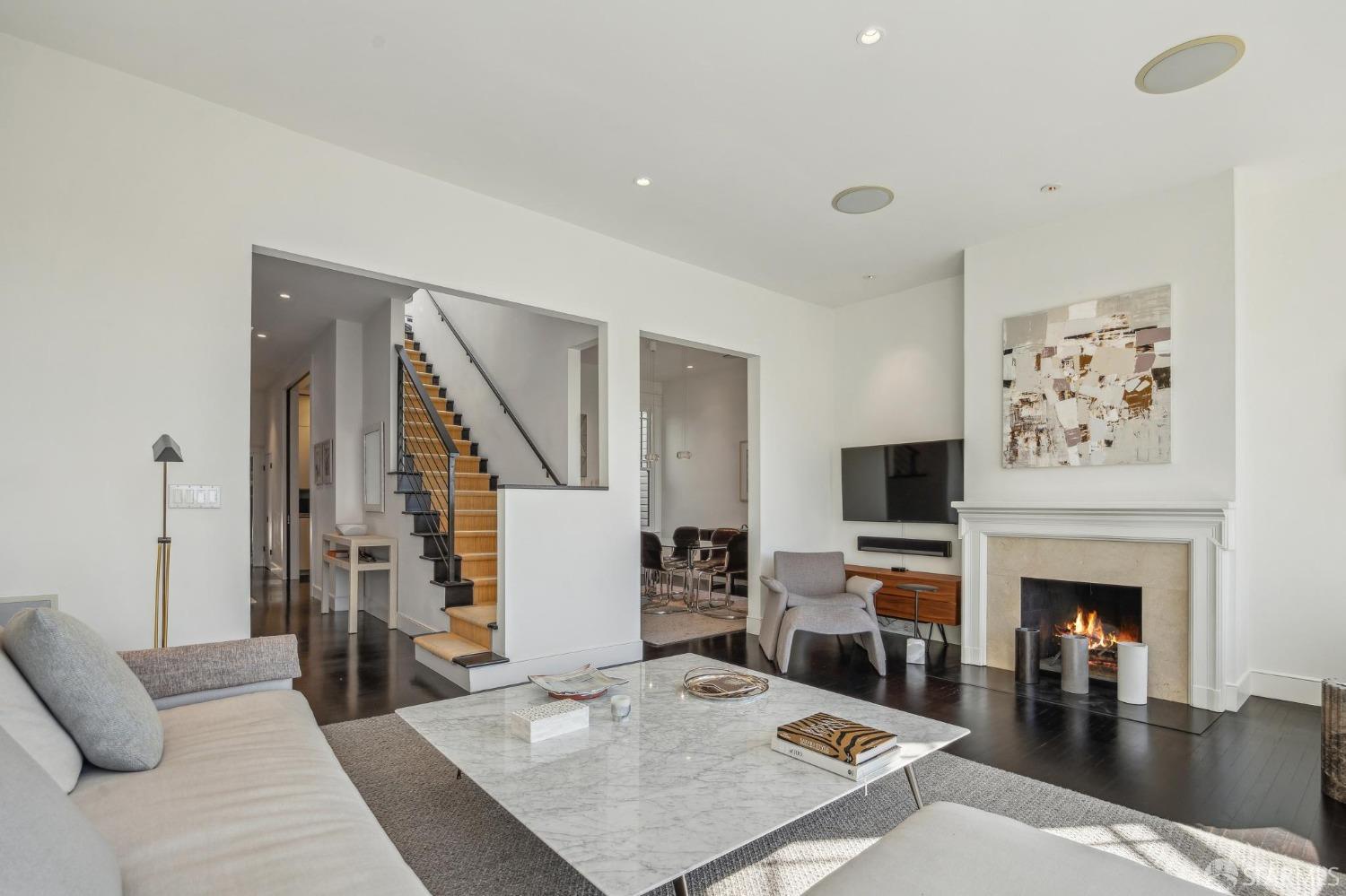 218 Presidio Avenue