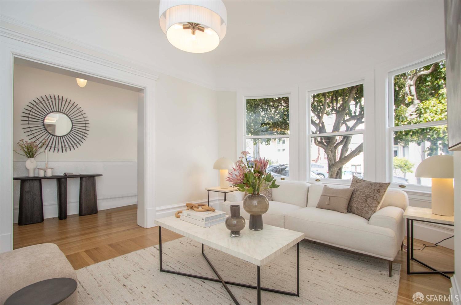 909 Central Avenue
