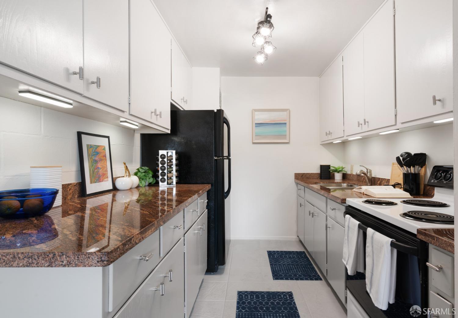 1440 Webster Street # 6