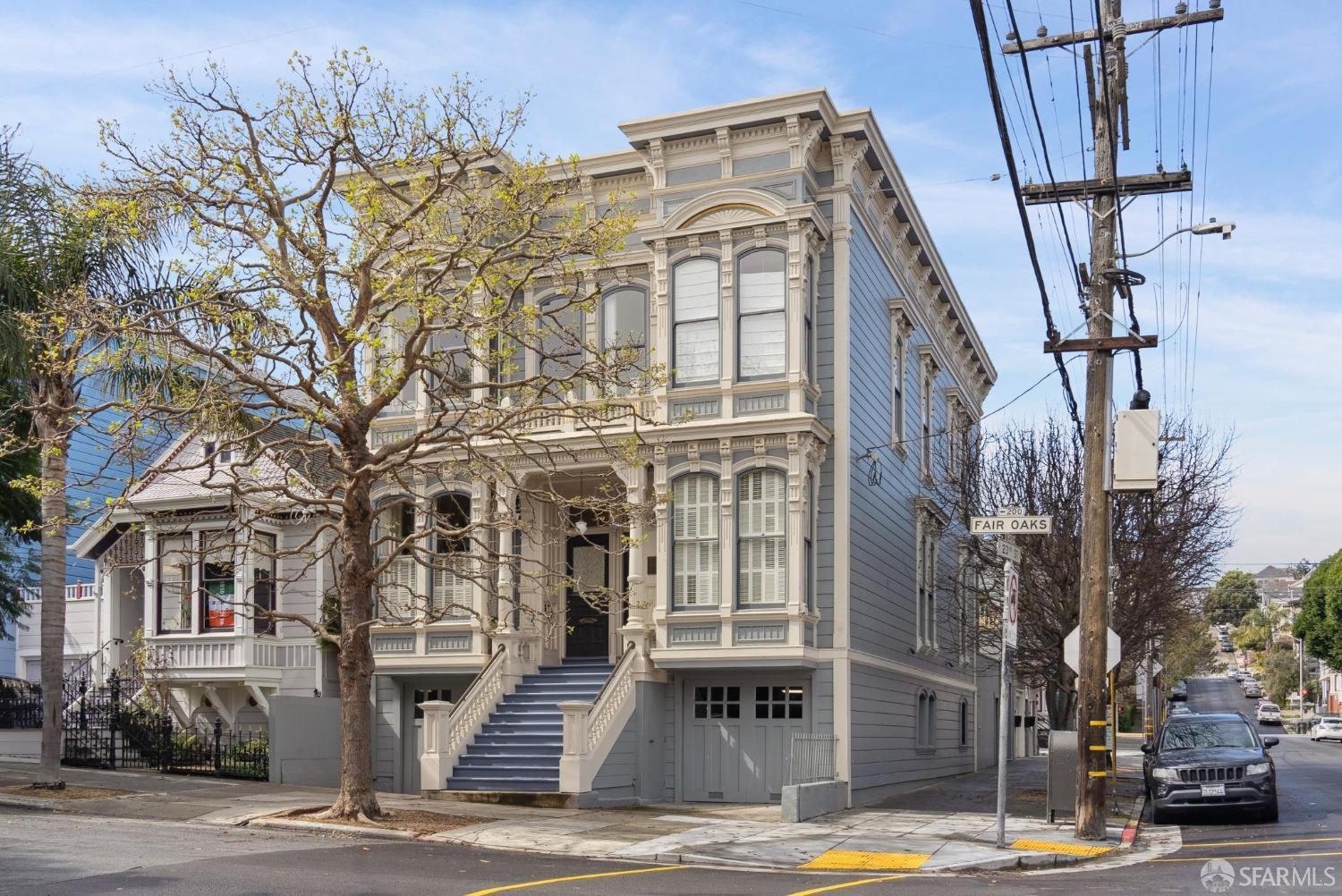 202 Fair Oaks Street