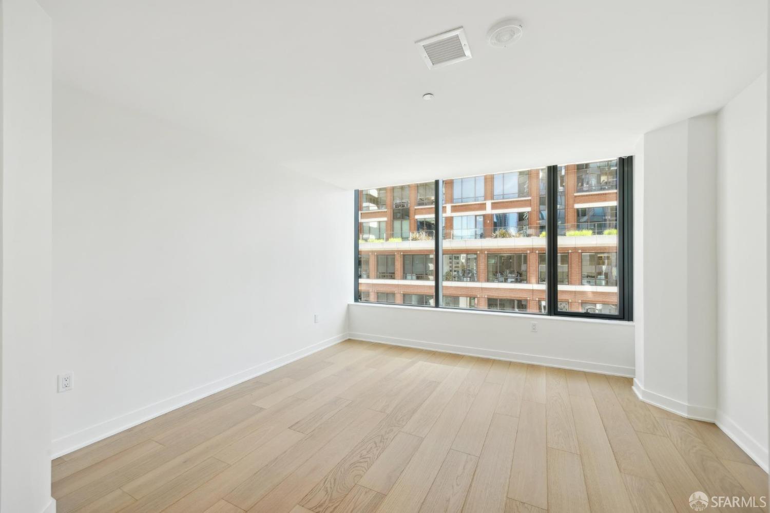 280 Spear Street # 8F