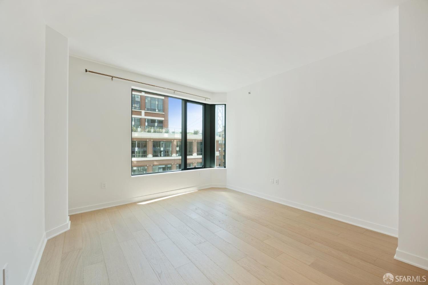280 Spear Street # 8F