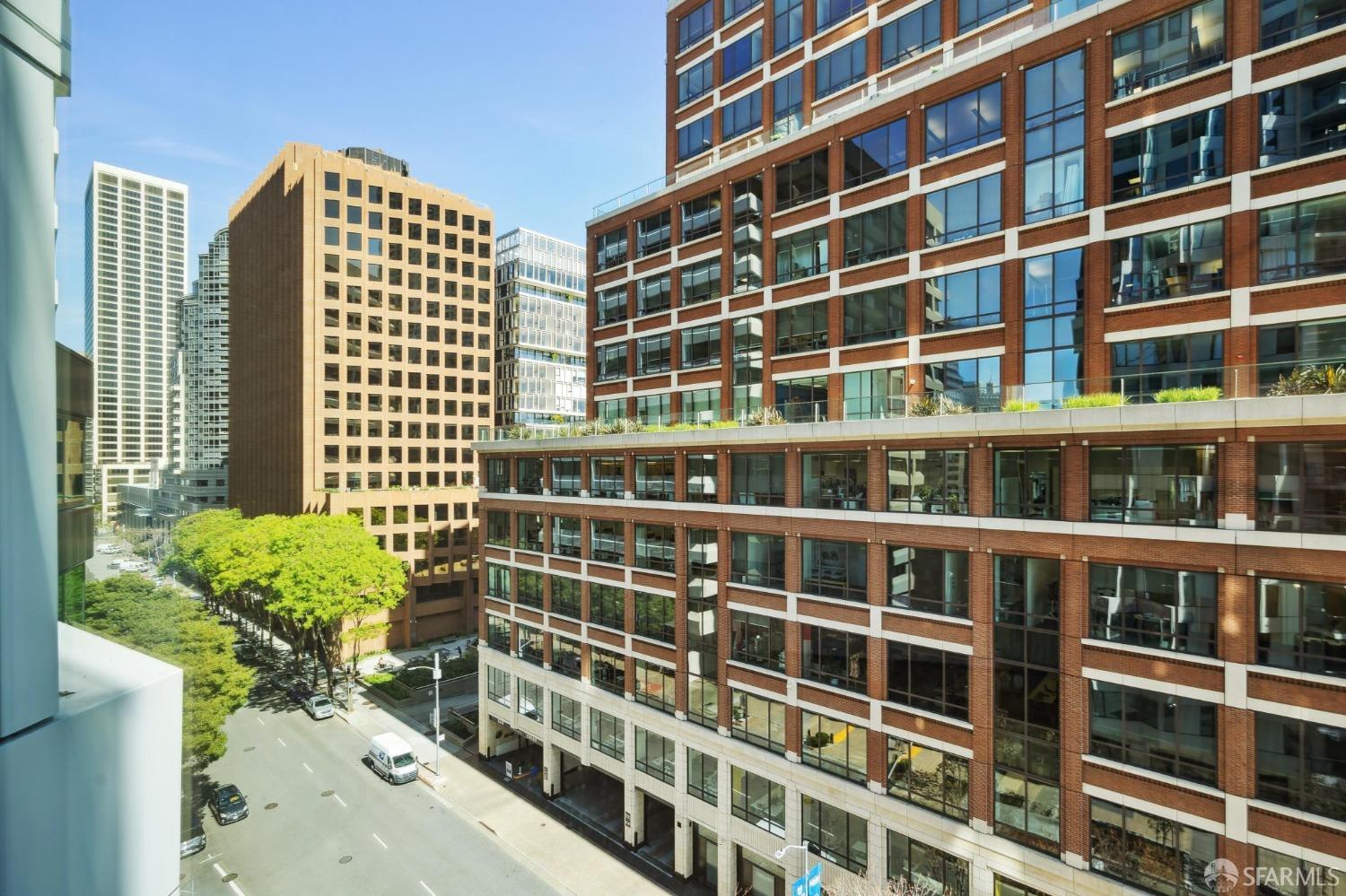 280 Spear Street # 8F