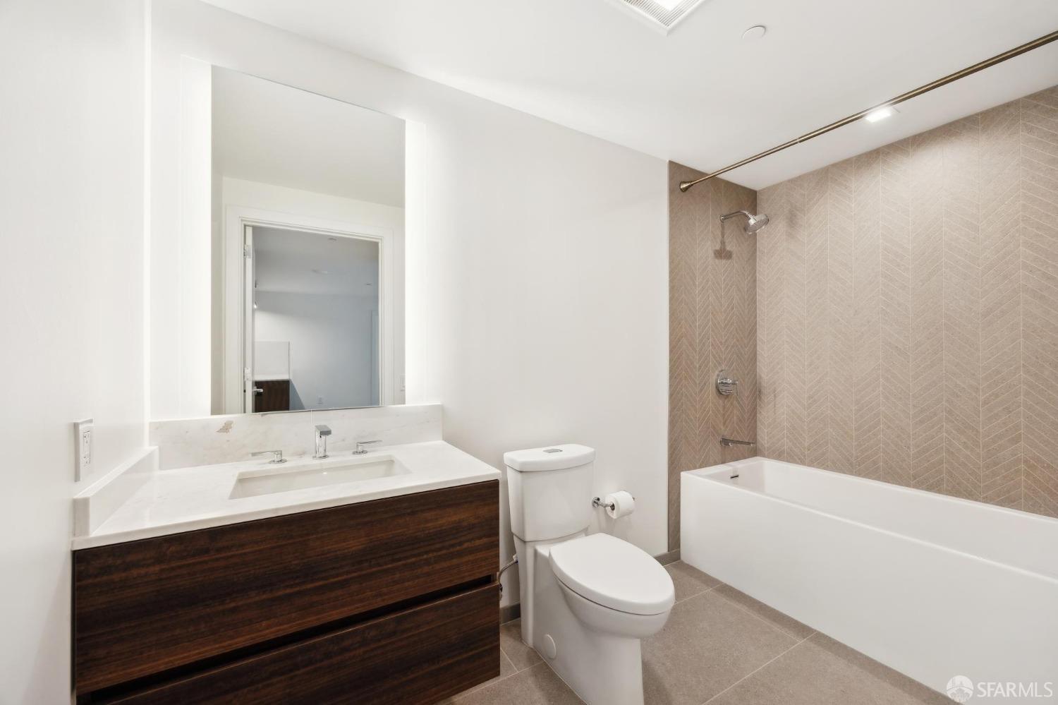 280 Spear Street # 8F