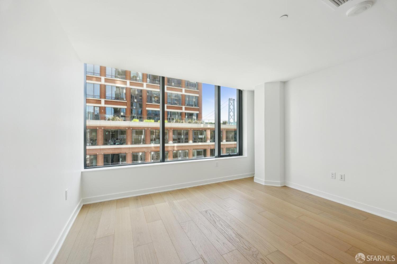 280 Spear Street # 8F