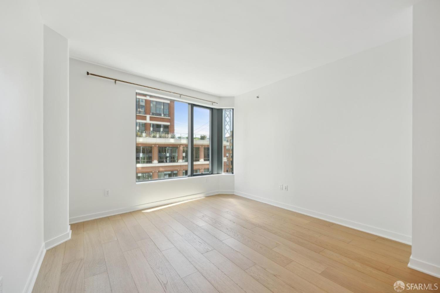 280 Spear Street # 8F