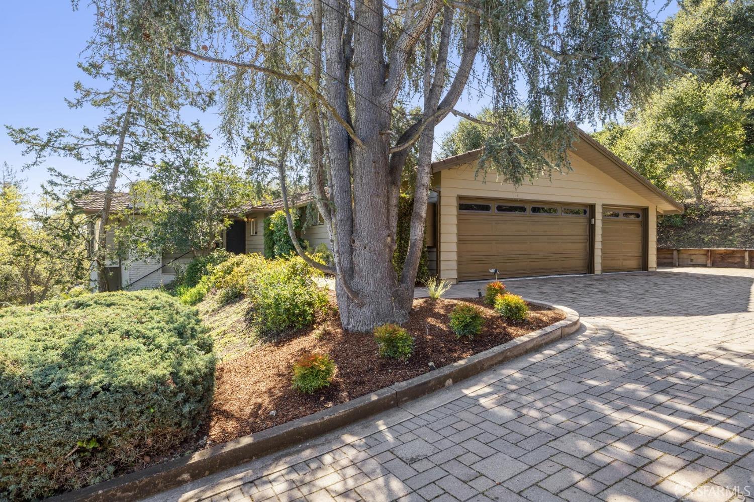 12769 Dianne Drive