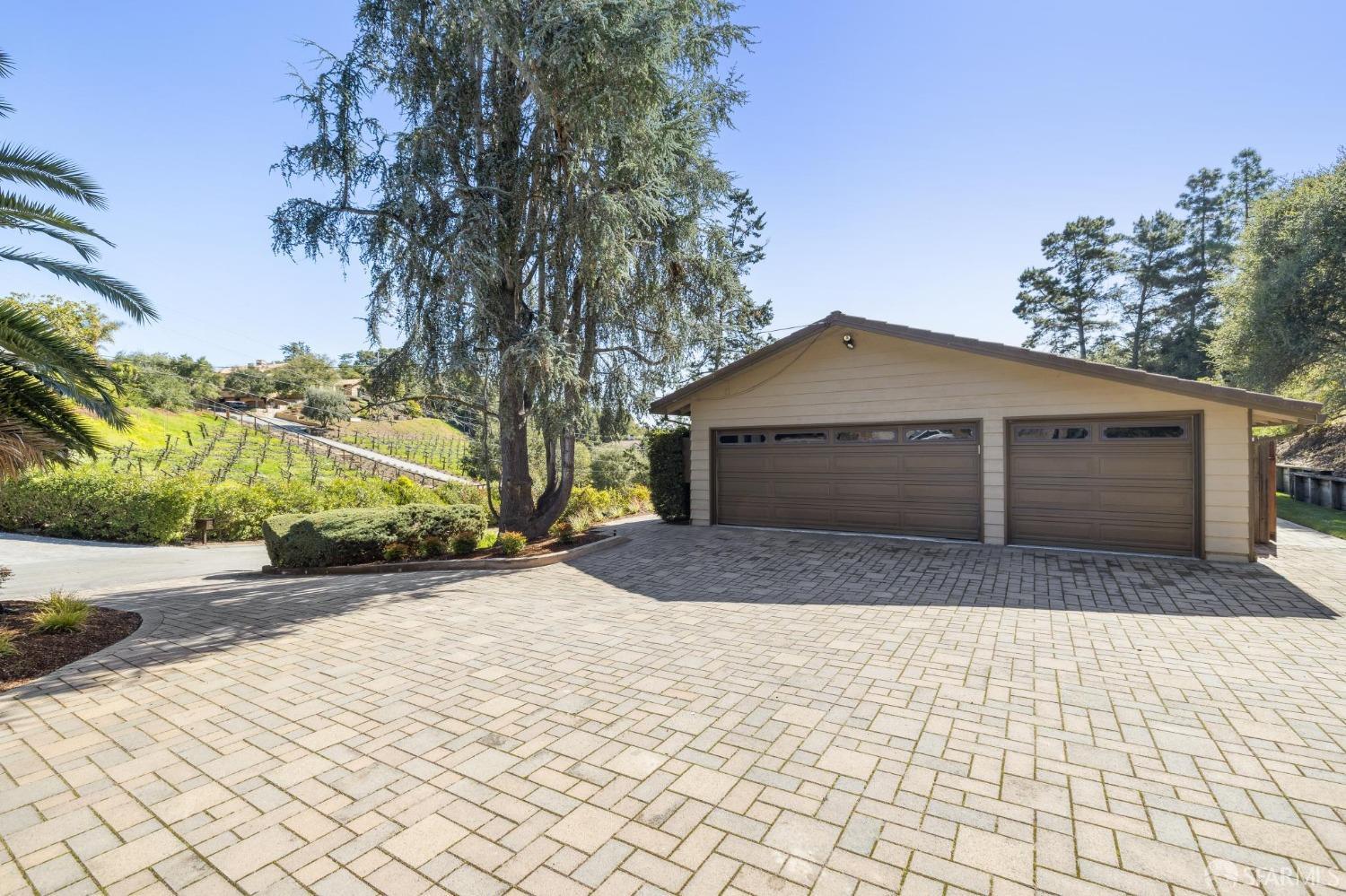 12769 Dianne Drive