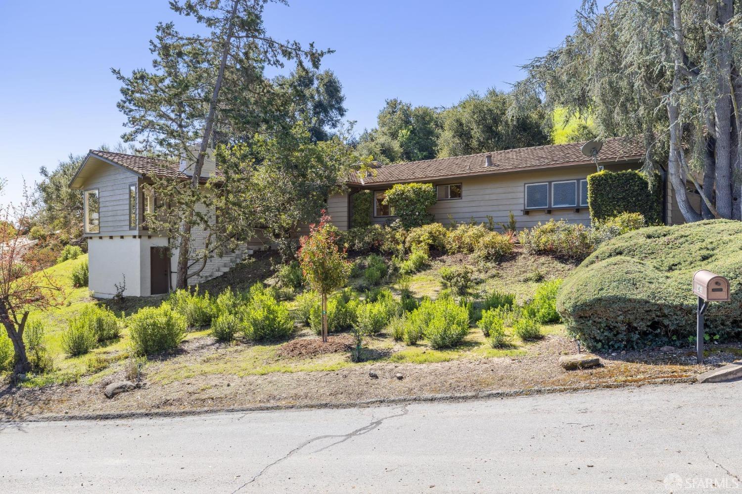 12769 Dianne Drive