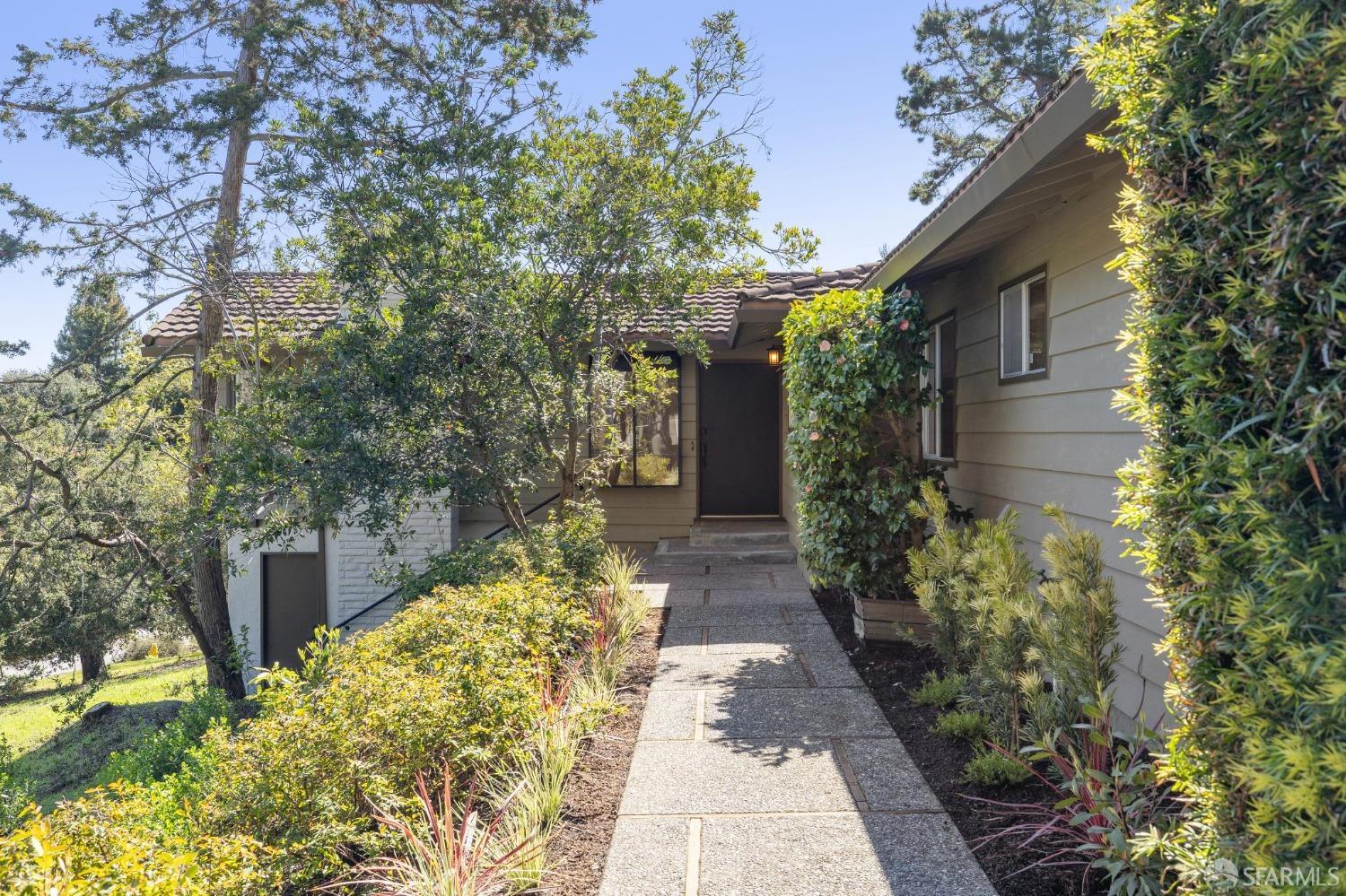 12769 Dianne Drive