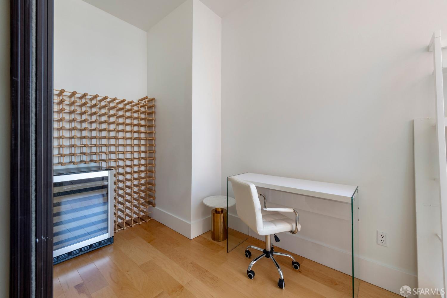 50 Lansing Street # 805