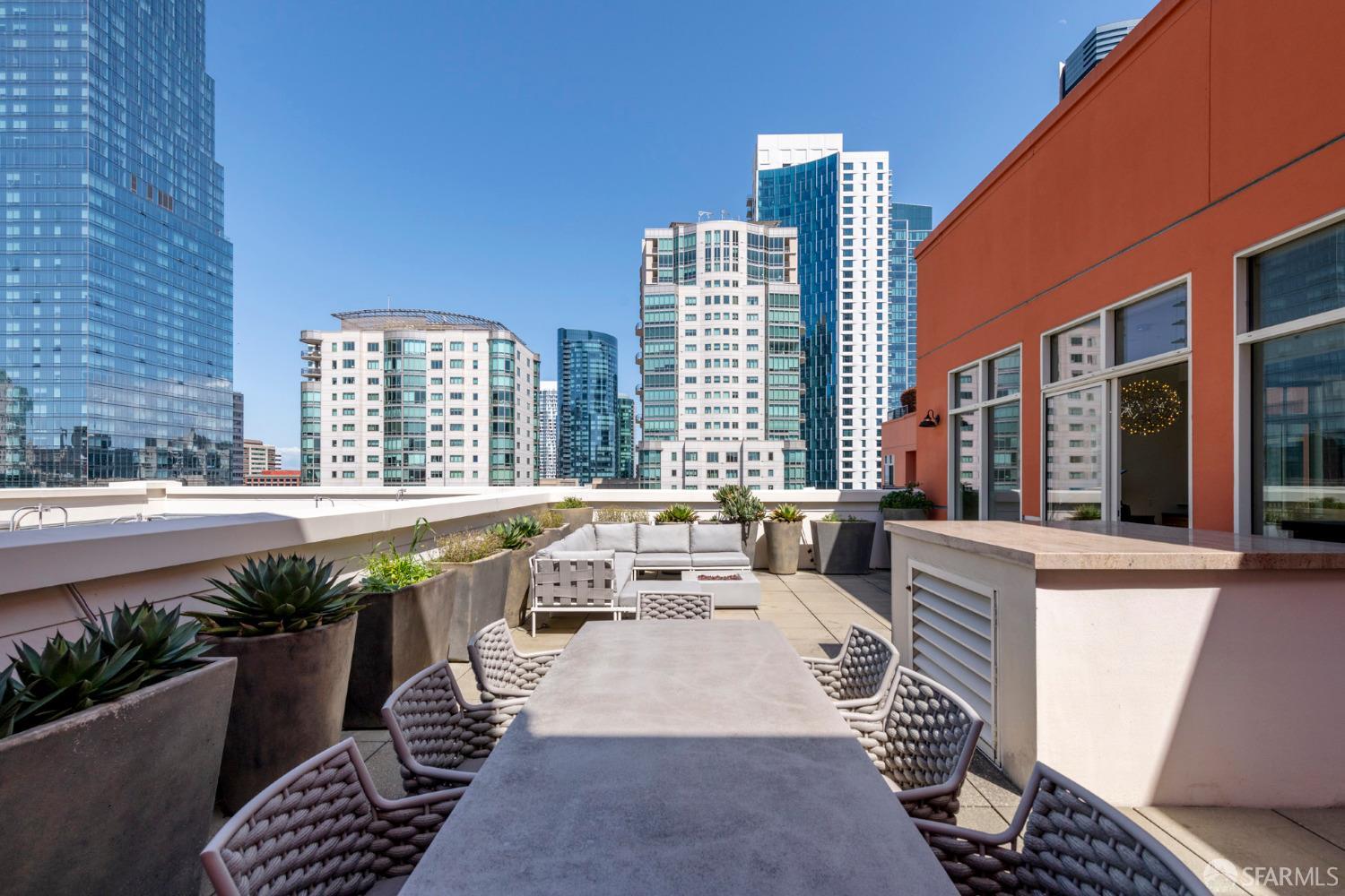 50 Lansing Street # 805