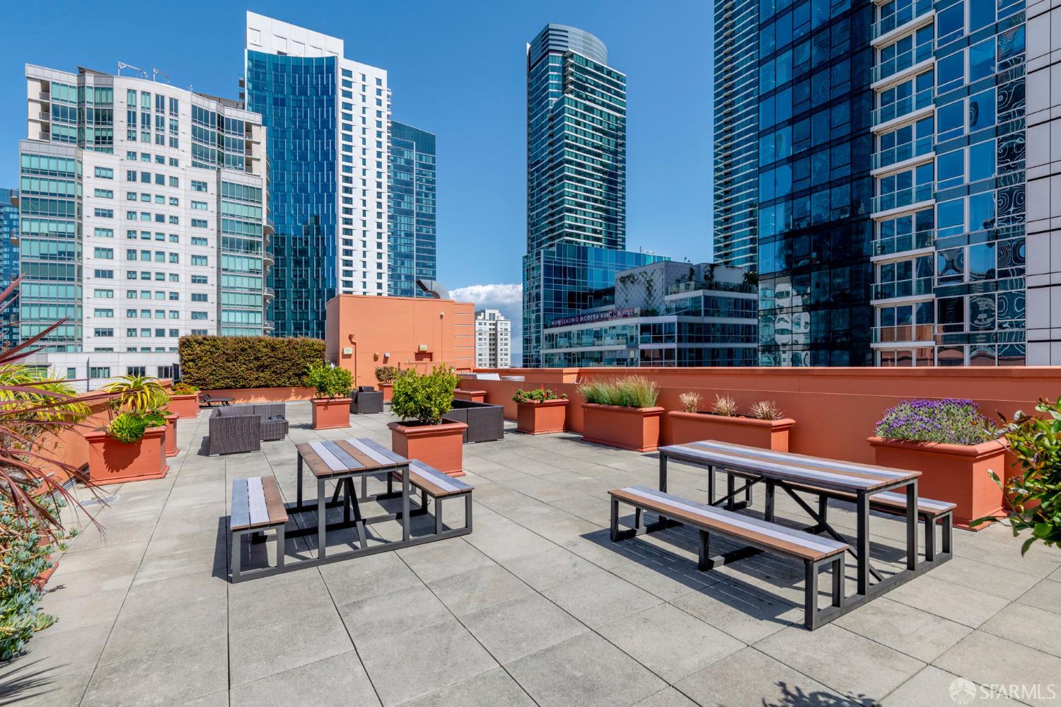 50 Lansing Street # 805
