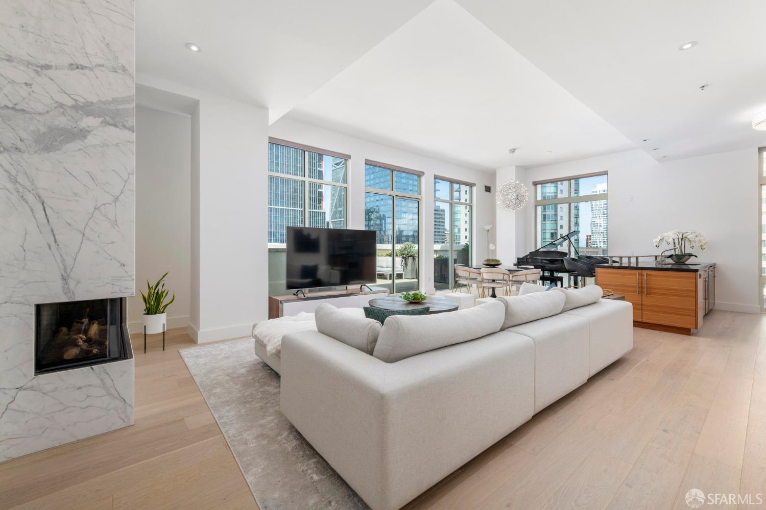 50 Lansing Street # 805