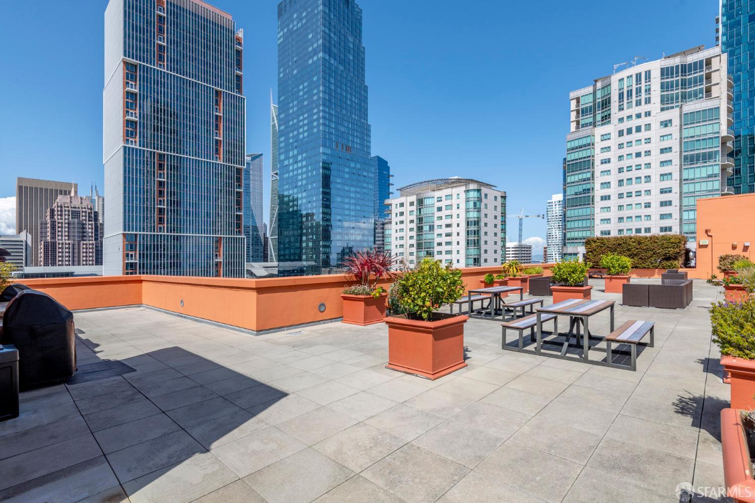 50 Lansing Street # 805