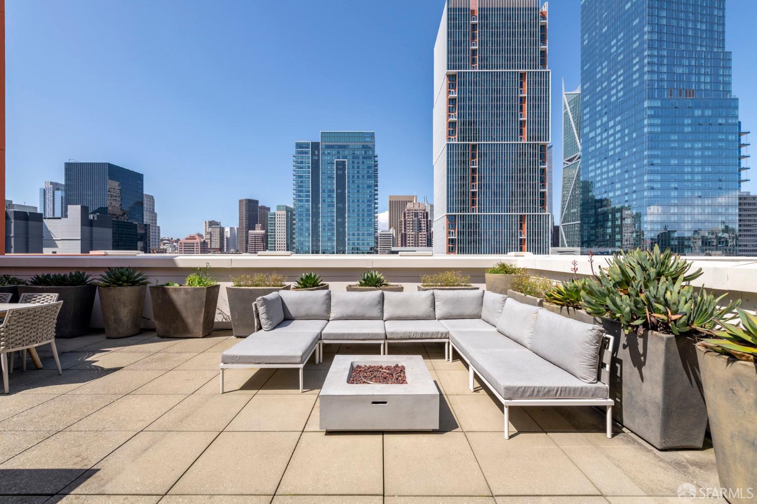50 Lansing Street # 805