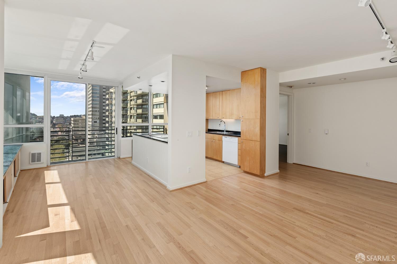 1388 Gough Street # 1102