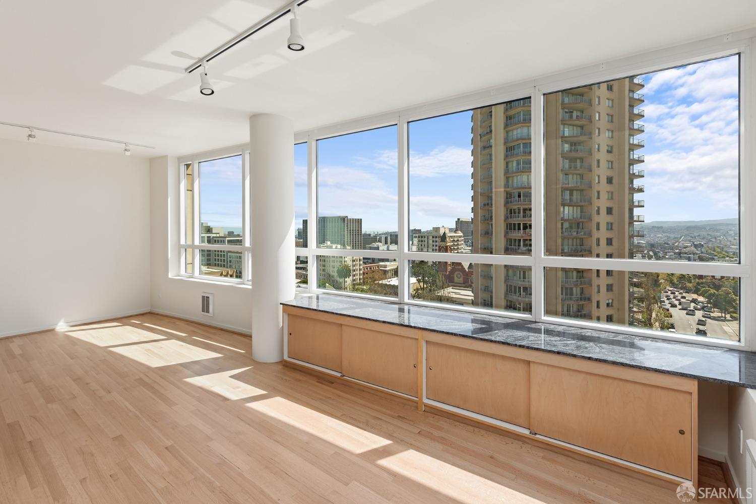1388 Gough Street # 1102