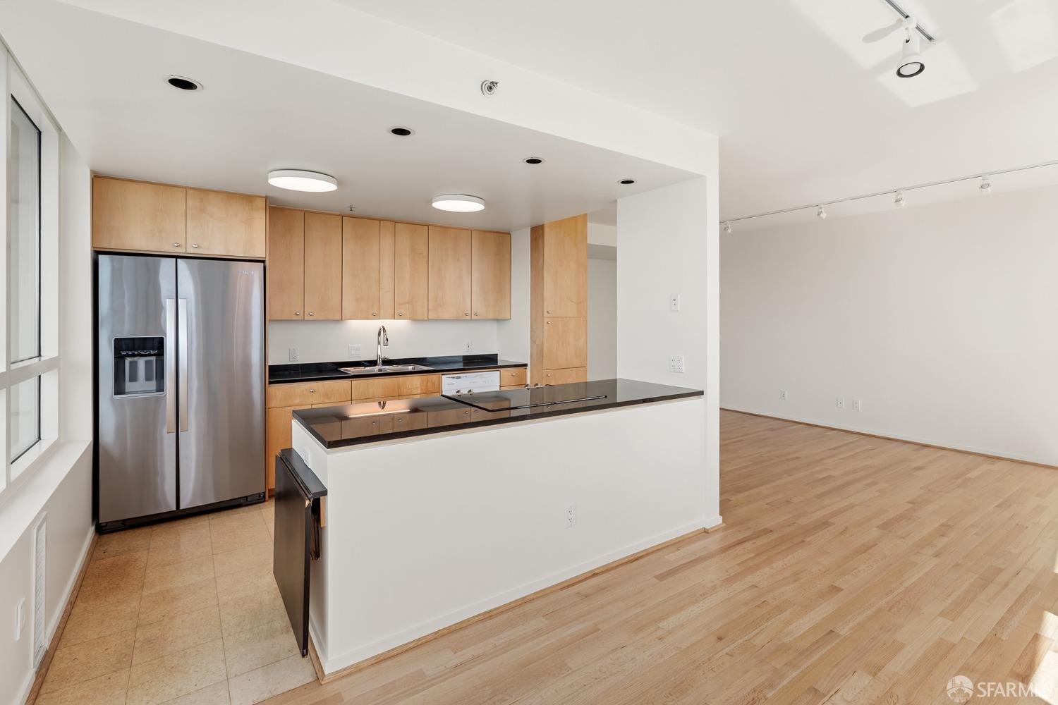 1388 Gough Street # 1102