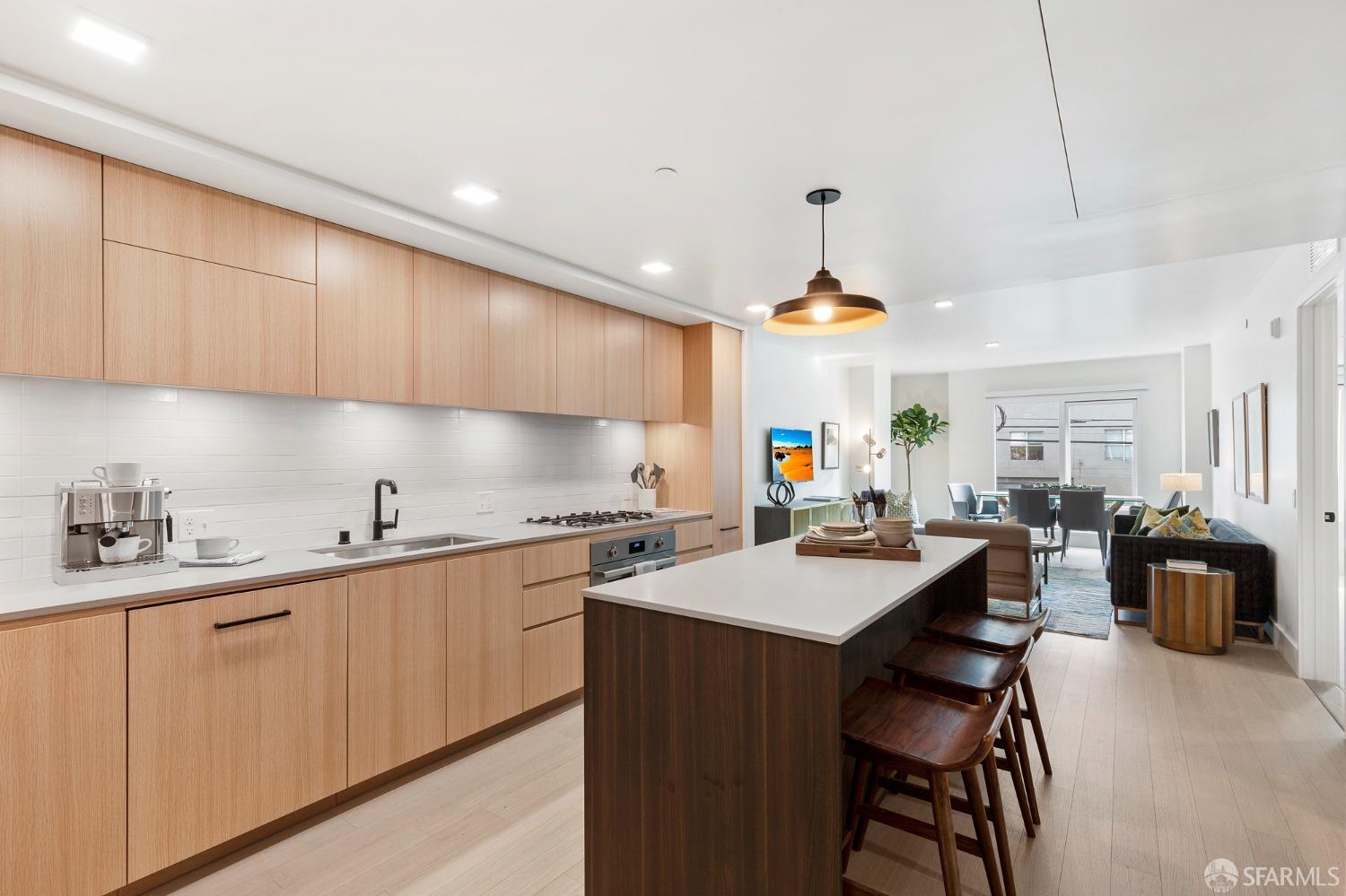 950 Tennessee Street # 318